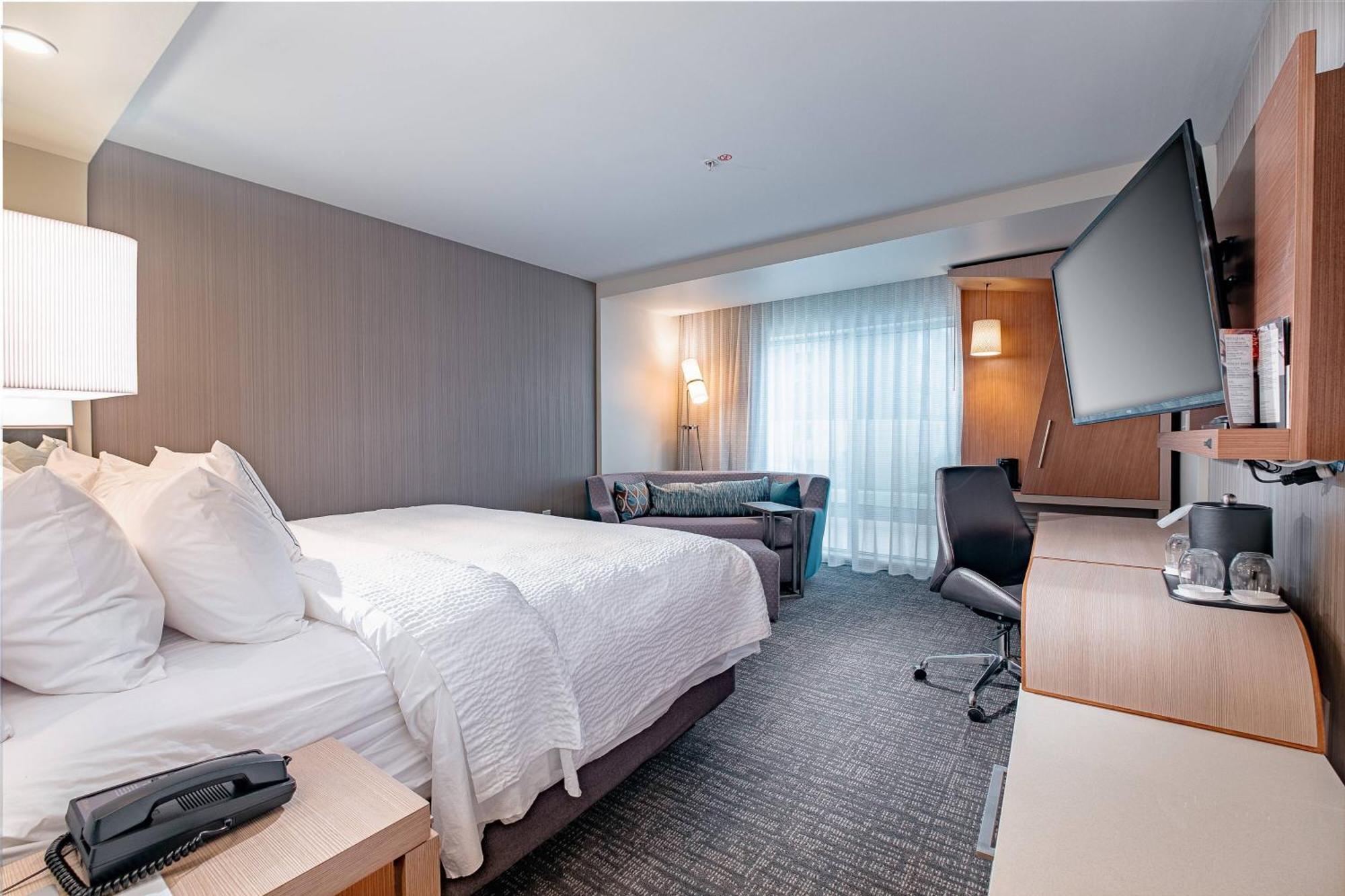 Courtyard By Marriott Toledo West Hotel Ngoại thất bức ảnh