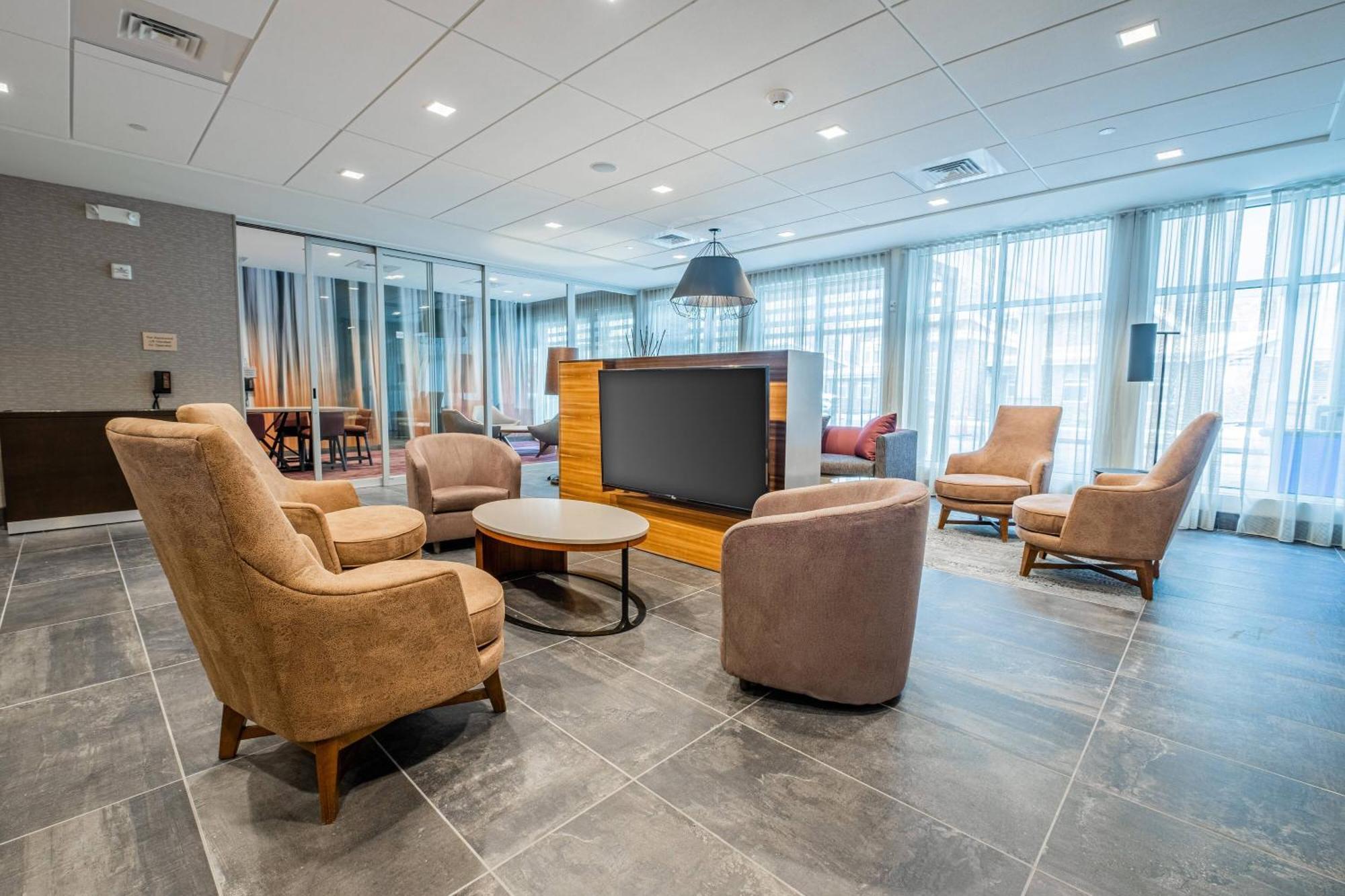 Courtyard By Marriott Toledo West Hotel Ngoại thất bức ảnh