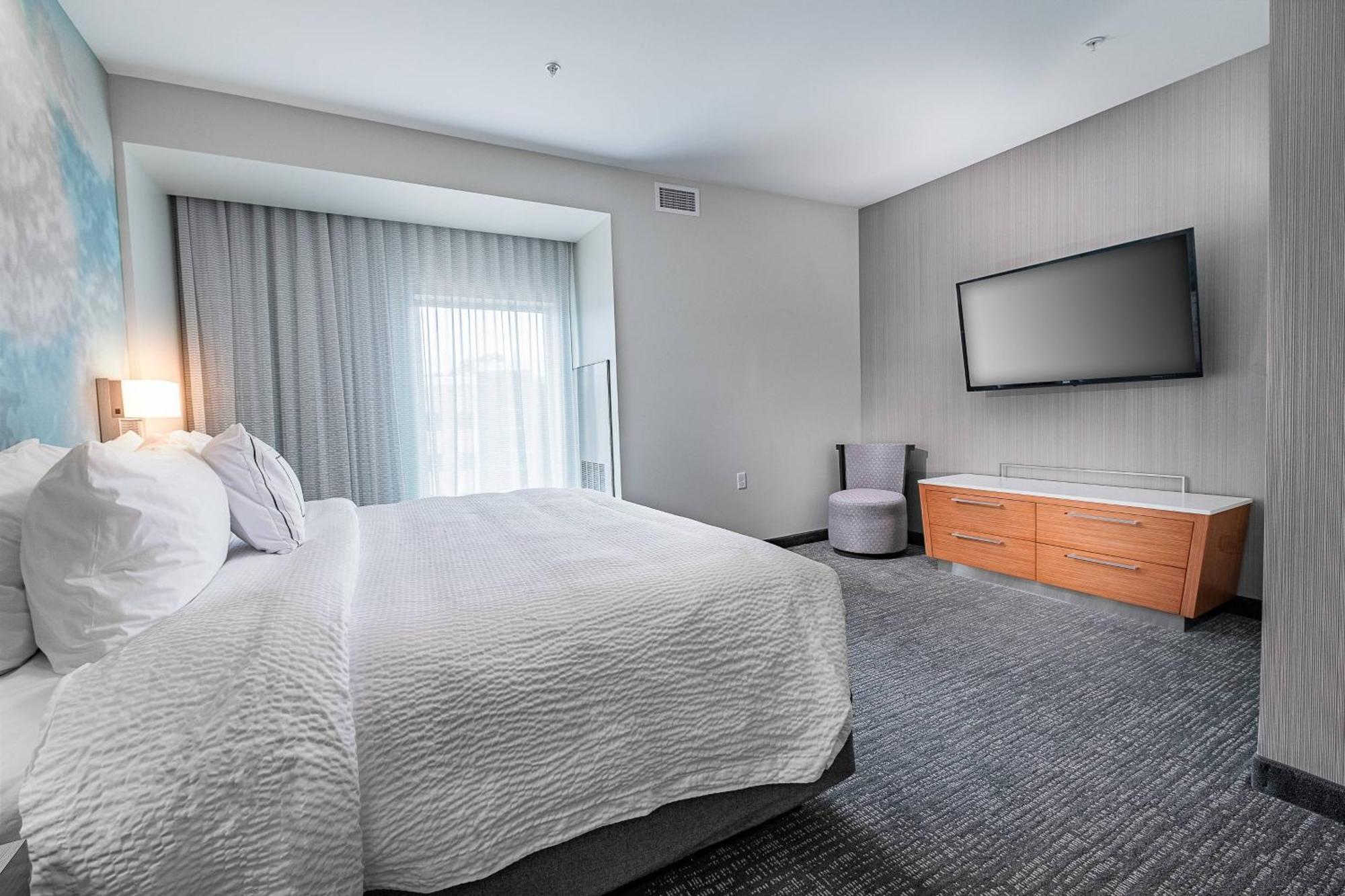 Courtyard By Marriott Toledo West Hotel Ngoại thất bức ảnh