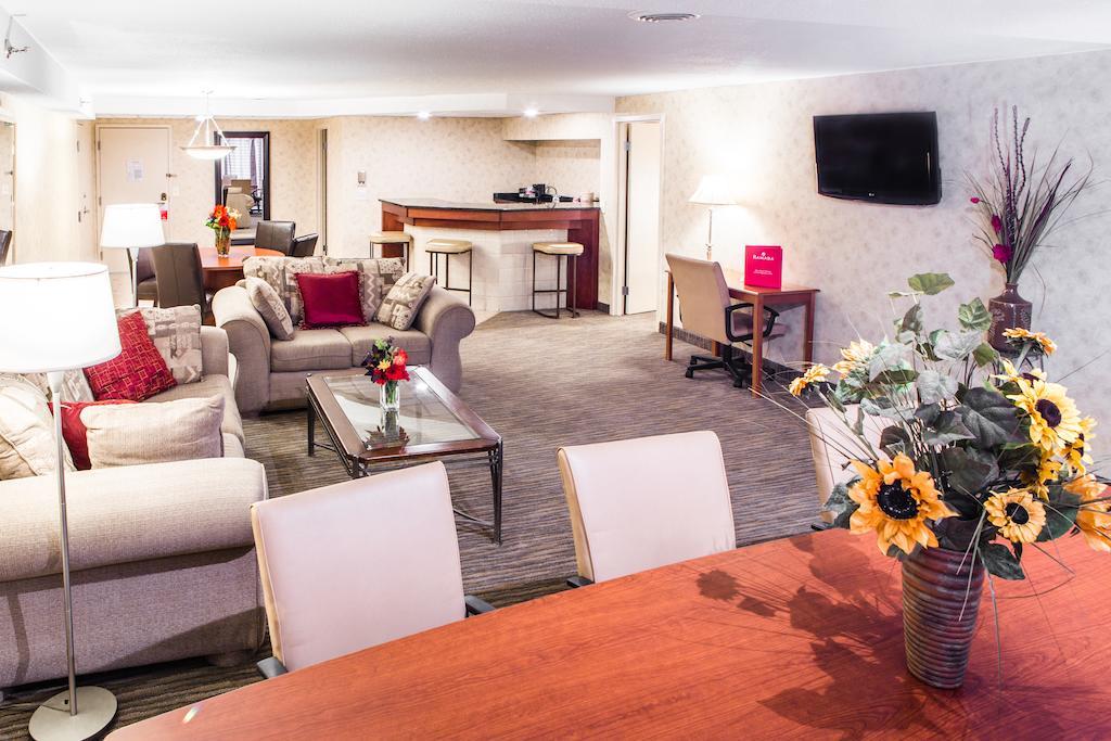 Courtyard By Marriott Toledo West Hotel Ngoại thất bức ảnh