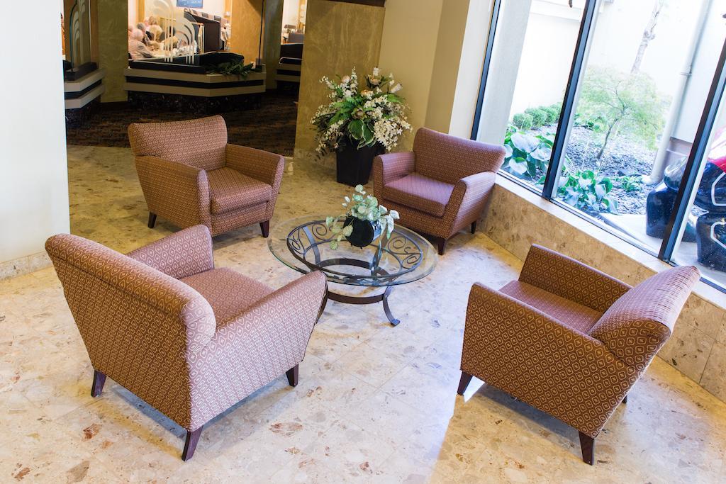 Courtyard By Marriott Toledo West Hotel Ngoại thất bức ảnh